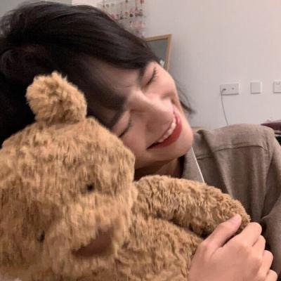 殿下，太子妃又带崽跑路了